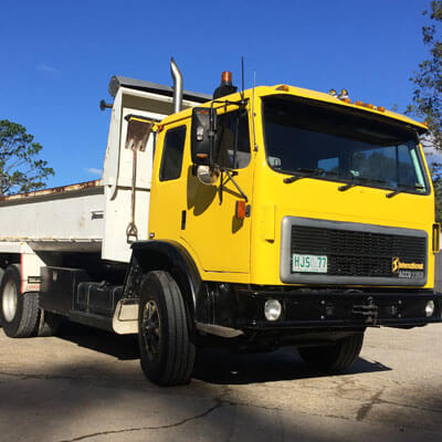 NS Earthmoving Services - Soil Vegetation and Rubbish Removal
